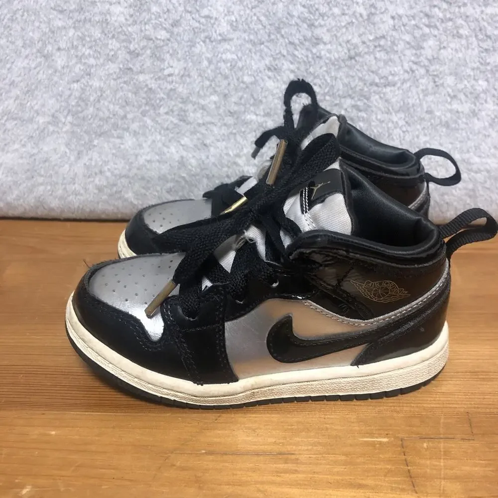 NIKE AIR JORDAN 1 MID SE (GS)BLACK/METALLIC Silver (FZ3937 001) Size 9C Child